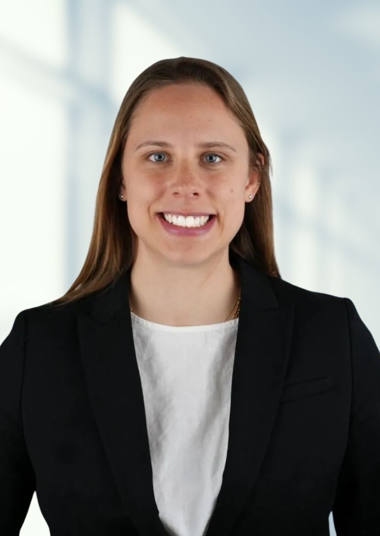 Maggie McLaughlin | Financial Advisor | Seventy2 Capital Wealth Management