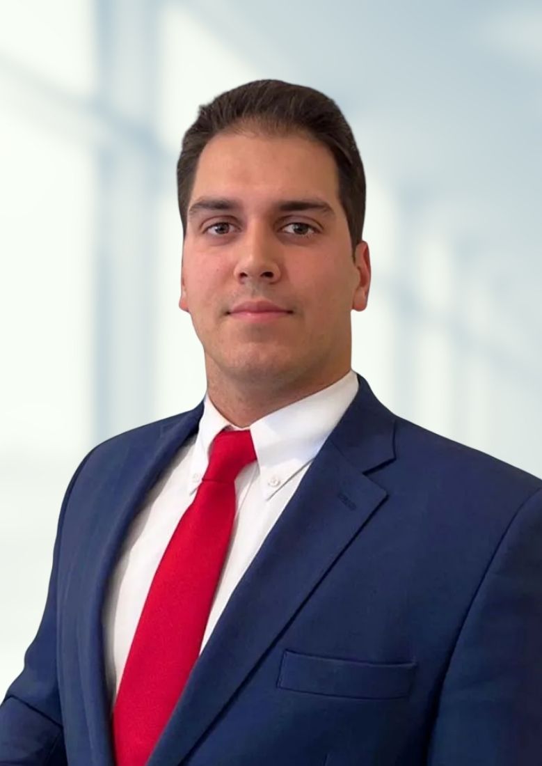 Alex Simet | Wealth Associate | Seventy2 Capital